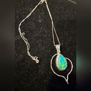 Sterling Silver Teardrop Pendant Necklace – 24” Chain – Faux Greenstone Accent